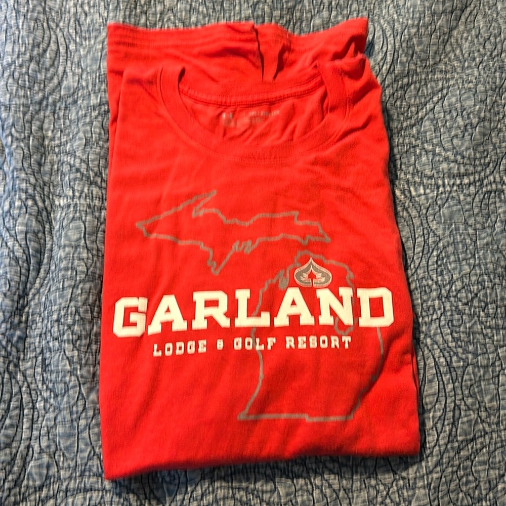 Men’s Under Armour T shirt
